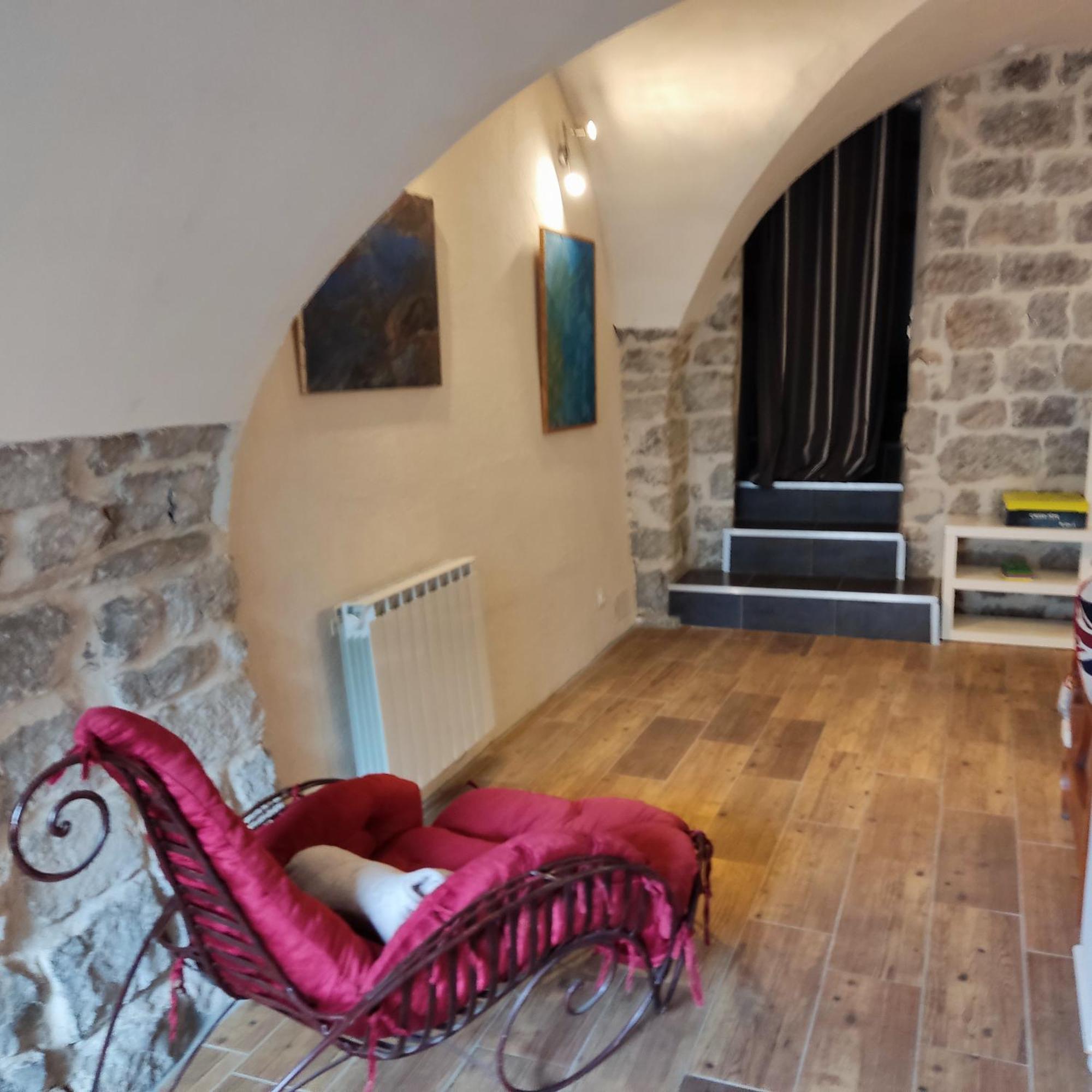 Holiday home Maison Pierre Et Voute Au Coeur Du Village Balazuc