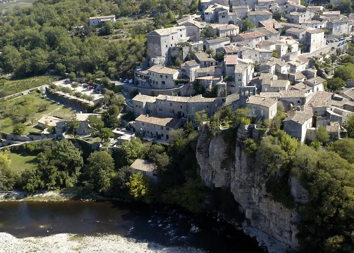 Maison Pierre Et Voute Au Coeur Du Village