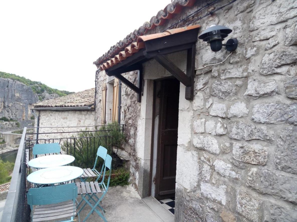 Maison Pierre Et Voûte Au Cœur Du Village Balazuc