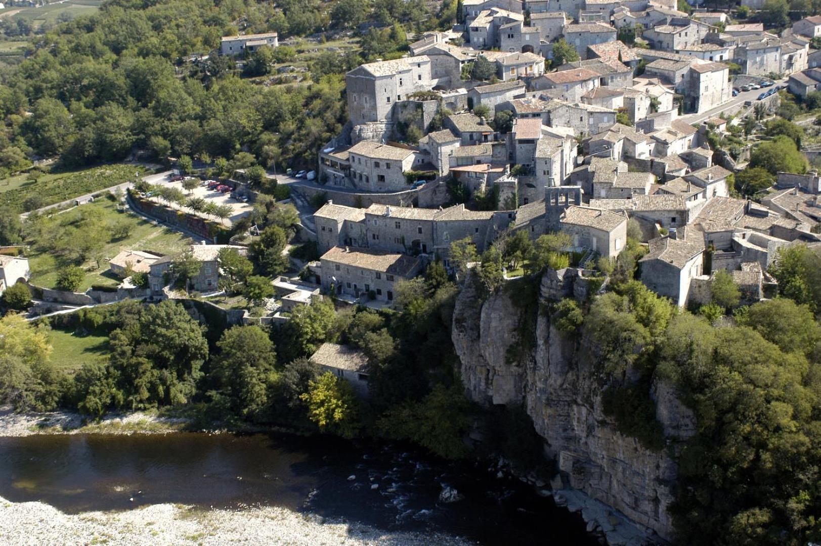 Maison Pierre Et Voûte Au Cœur Du Village * Balazuc